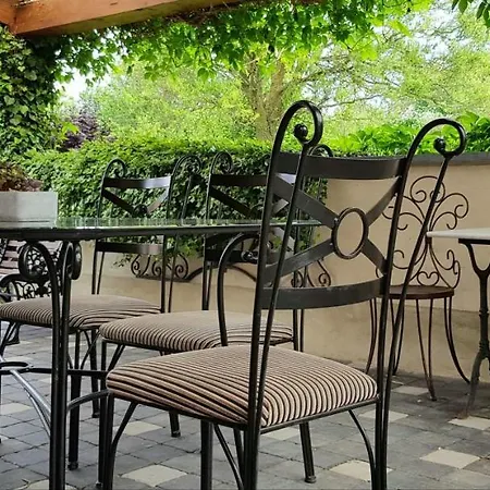 Il Etait Ferme Bed & Breakfast 4*